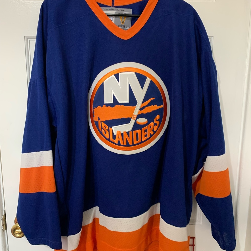 New York Islanders XL hockey jersey